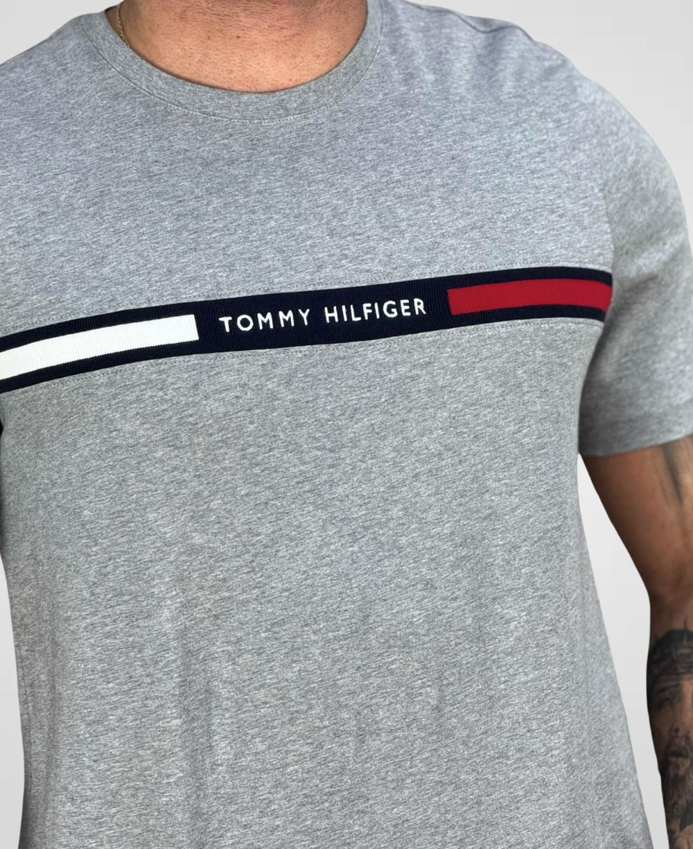 Camiseta Gris Masculina Regular Fit - Tommy Hilfiger