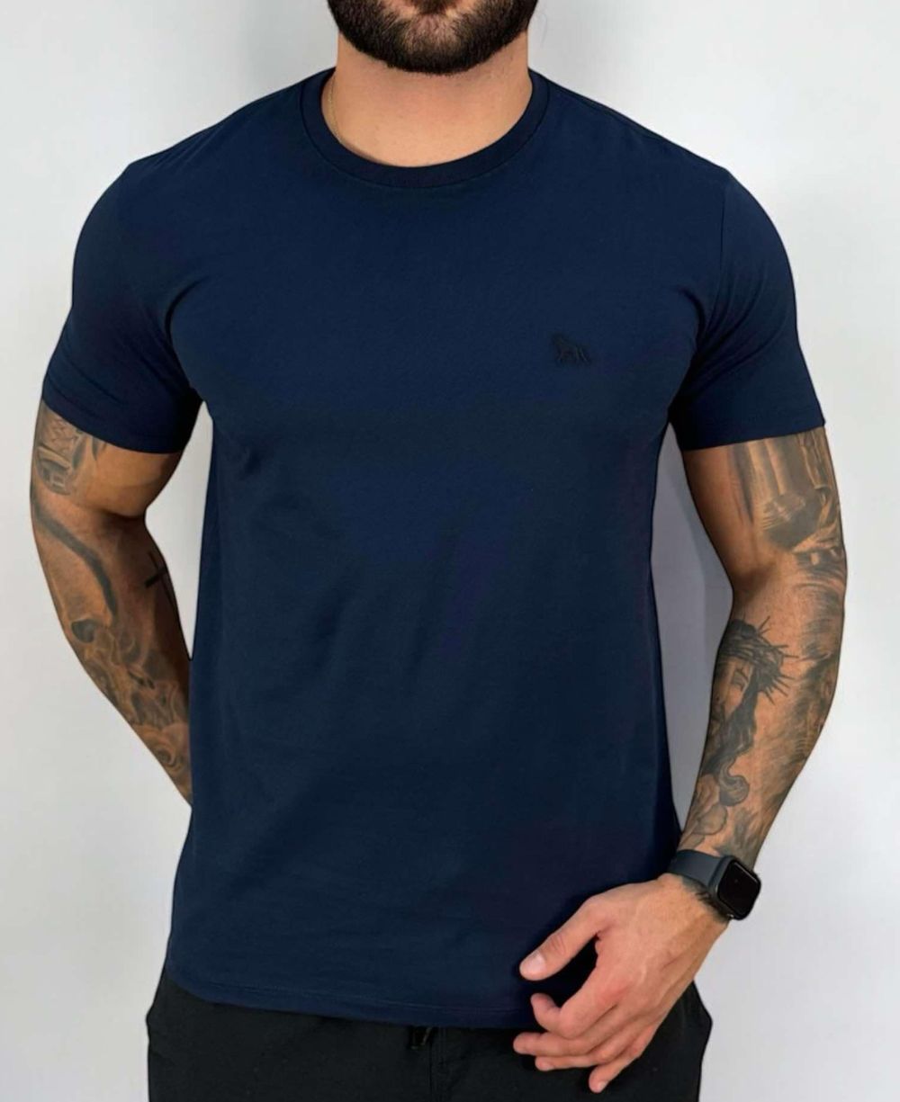 Camiseta Azul Oscuro Casual Masculina Wolf - Acostamento